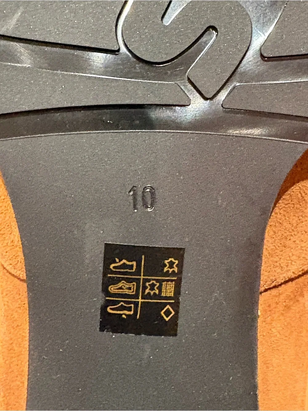 Stuart Weitzman excellent minimal